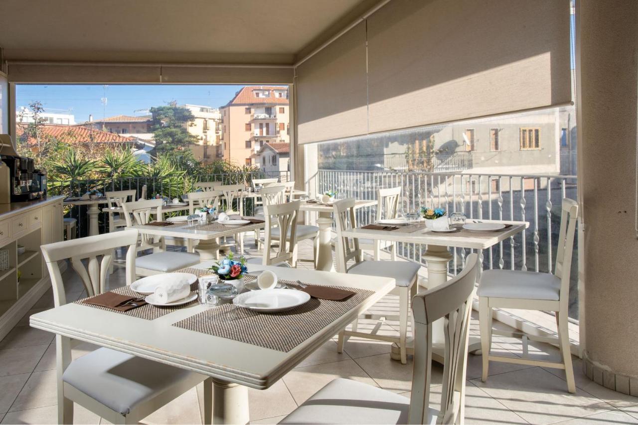 Hotel Colomba D'Oro トロペーア エクステリア 写真