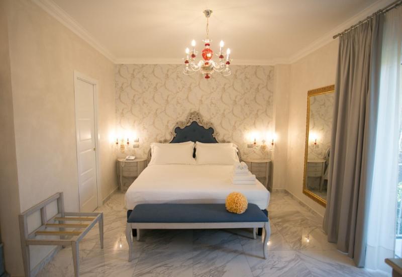 Hotel Colomba D'Oro トロペーア エクステリア 写真
